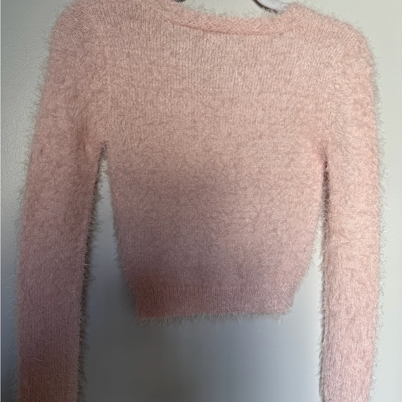 FITZ & EDDI Cropped Light Pink V-Neck Button Cardigan Sweater - Picture 5 of 7